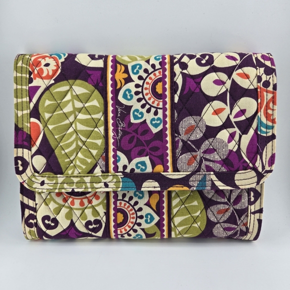 Vera Bradley Handbags - Vera Bradley 11 Zippered Compartment Toiletry Portfolio approx 8x10